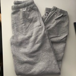 Aritzia TNA extra fleece mega sweatpants